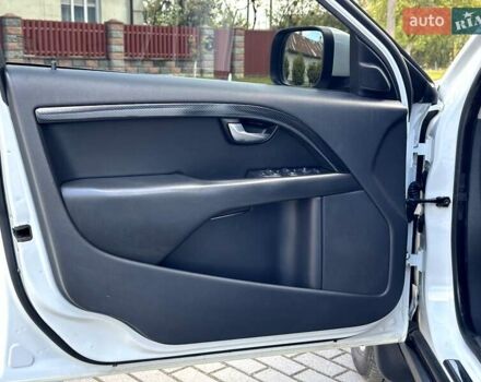 Білий Вольво ХС70, об'ємом двигуна 2.4 л та пробігом 289 тис. км за 18200 $, фото 59 на Automoto.ua