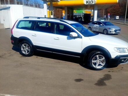 Белый Вольво ХС70, объемом двигателя 2.4 л и пробегом 340 тыс. км за 15000 $, фото 1 на Automoto.ua