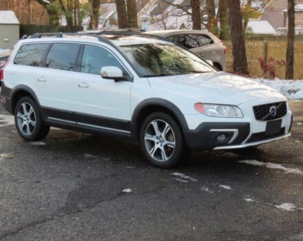 Белый Вольво ХС70, объемом двигателя 3 л и пробегом 70 тыс. км за 7250 $, фото 1 на Automoto.ua