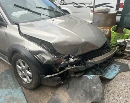 Бежевый Вольво ХС70, объемом двигателя 2.4 л и пробегом 350 тыс. км за 4444 $, фото 3 на Automoto.ua