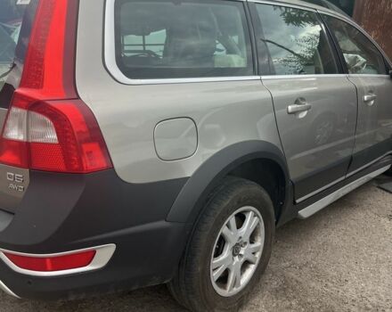 Бежевый Вольво ХС70, объемом двигателя 2.4 л и пробегом 350 тыс. км за 4444 $, фото 6 на Automoto.ua