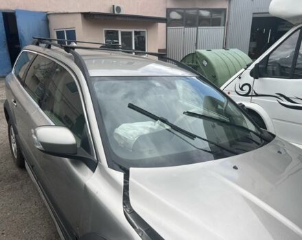 Бежевый Вольво ХС70, объемом двигателя 2.4 л и пробегом 350 тыс. км за 4444 $, фото 2 на Automoto.ua