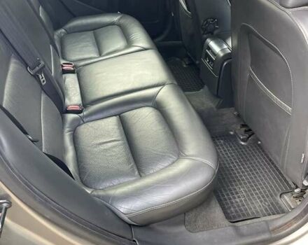 Бежевый Вольво ХС70, объемом двигателя 2.4 л и пробегом 310 тыс. км за 13500 $, фото 2 на Automoto.ua