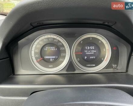 Бежевый Вольво ХС70, объемом двигателя 2.4 л и пробегом 310 тыс. км за 13500 $, фото 3 на Automoto.ua