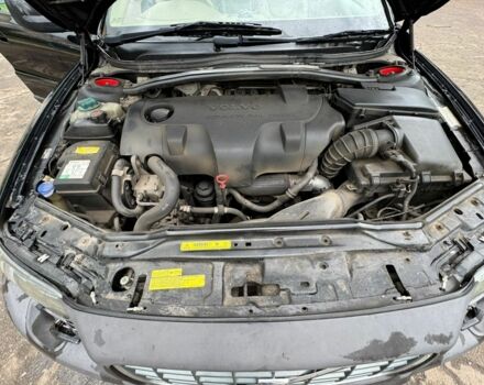 Черный Вольво ХС70, объемом двигателя 2.4 л и пробегом 178 тыс. км за 3600 $, фото 7 на Automoto.ua