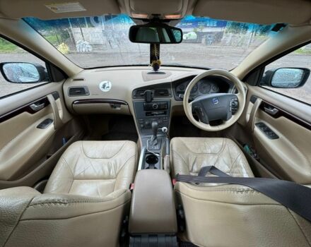 Черный Вольво ХС70, объемом двигателя 2.4 л и пробегом 178 тыс. км за 3600 $, фото 6 на Automoto.ua