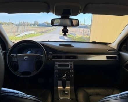 Черный Вольво ХС70, объемом двигателя 0 л и пробегом 220 тыс. км за 3000 $, фото 2 на Automoto.ua