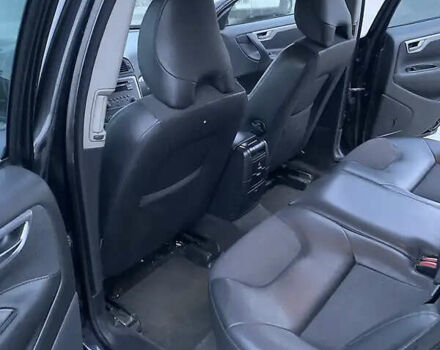 Чорний Вольво ХС70, об'ємом двигуна 2.5 л та пробігом 247 тис. км за 11111 $, фото 3 на Automoto.ua