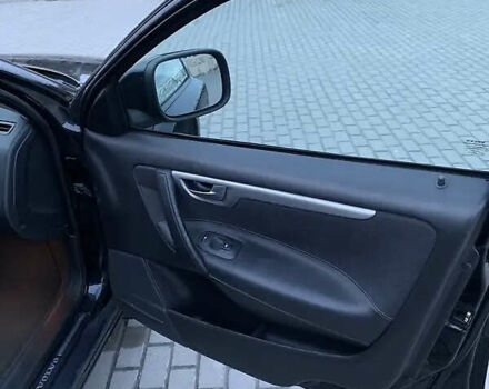 Чорний Вольво ХС70, об'ємом двигуна 2.5 л та пробігом 247 тис. км за 11111 $, фото 5 на Automoto.ua