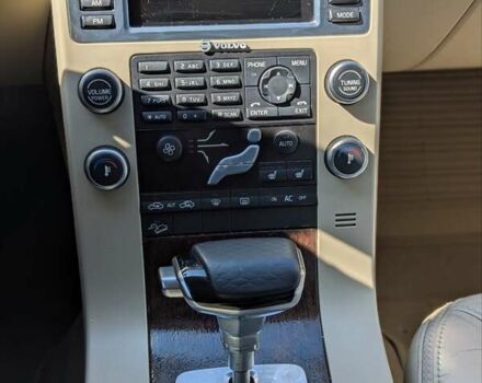 Вольво ХС70 2010 в Ивано-Франковске на Automoto.ua Черный Вольво ХС70, объемом двигателя 3.2 л и пробегом 296 тыс. км за 11600 $, фото 11 на Automoto.ua