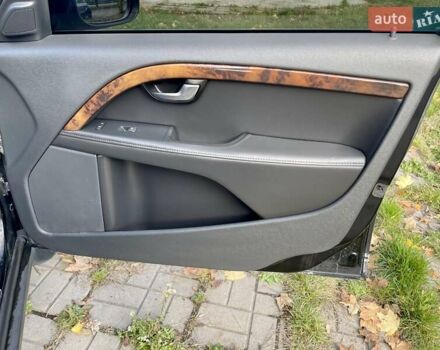 Черный Вольво ХС70, объемом двигателя 2.4 л и пробегом 174 тыс. км за 13999 $, фото 46 на Automoto.ua