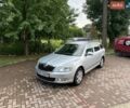 Чорний Вольво ХС70, об'ємом двигуна 2.4 л та пробігом 267 тис. км за 15500 $, фото 60 на Automoto.ua