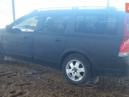 Черный Вольво ХС70, объемом двигателя 2.5 л и пробегом 210 тыс. км за 3000 $, фото 1 на Automoto.ua