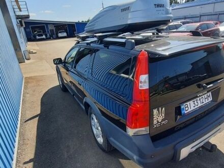 Чорний Вольво ХС70, об'ємом двигуна 2.4 л та пробігом 300 тис. км за 8000 $, фото 1 на Automoto.ua