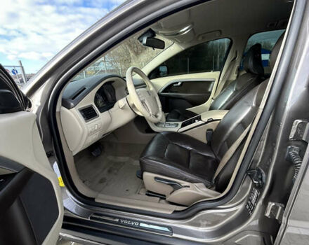 Коричневий Вольво ХС70, об'ємом двигуна 2.4 л та пробігом 303 тис. км за 14000 $, фото 16 на Automoto.ua