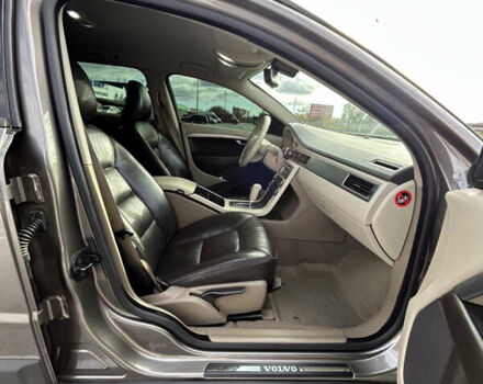 Коричневий Вольво ХС70, об'ємом двигуна 2.4 л та пробігом 303 тис. км за 14000 $, фото 14 на Automoto.ua