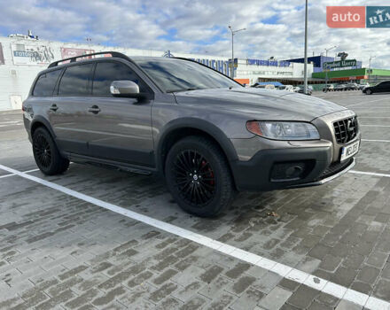 Коричневий Вольво ХС70, об'ємом двигуна 2.4 л та пробігом 303 тис. км за 14000 $, фото 4 на Automoto.ua