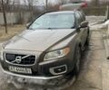 Коричневый Вольво ХС70, объемом двигателя 2.4 л и пробегом 241 тыс. км за 19500 $, фото 1 на Automoto.ua
