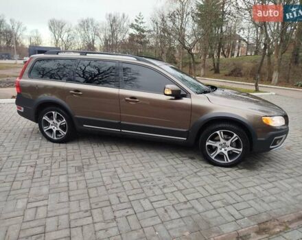 Коричневый Вольво ХС70, объемом двигателя 2.4 л и пробегом 248 тыс. км за 16350 $, фото 4 на Automoto.ua