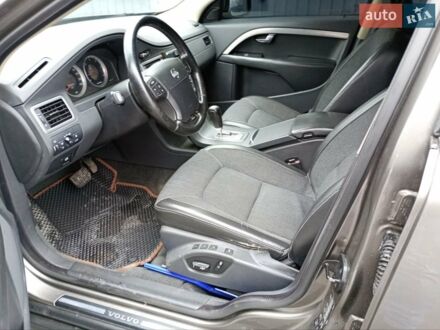 Коричневий Вольво ХС70, об'ємом двигуна 2.4 л та пробігом 200 тис. км за 11500 $, фото 1 на Automoto.ua