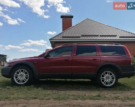 Вольво ХС70 2003 в Запорожье на Automoto.ua Красный Вольво ХС70, объемом двигателя 2.5 л и пробегом 306 тыс. км за 8000 $, фото 3 на Automoto.ua