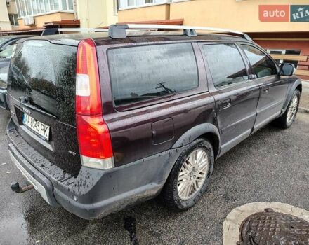 Вольво ХС70 2006 у Києві на Automoto.ua Червоний Вольво ХС70, об'ємом двигуна 2.52 л та пробігом 270 тис. км за 6000 $, фото 3 на Automoto.ua