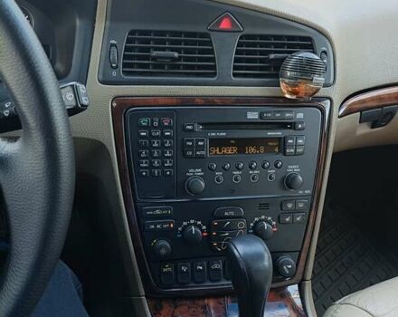 Червоний Вольво ХС70, об'ємом двигуна 2.5 л та пробігом 295 тис. км за 8500 $, фото 6 на Automoto.ua