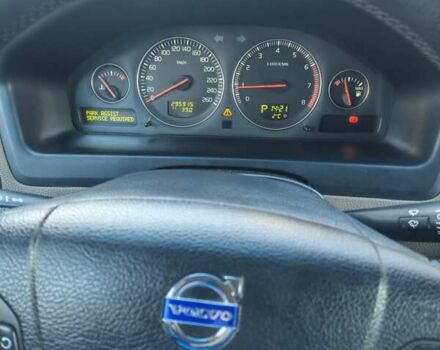 Червоний Вольво ХС70, об'ємом двигуна 2.5 л та пробігом 295 тис. км за 8500 $, фото 8 на Automoto.ua