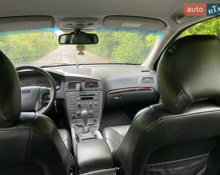 Вольво ХС70, об'ємом двигуна 2.4 л та пробігом 404 тис. км за 4999 $, фото 5 на Automoto.ua