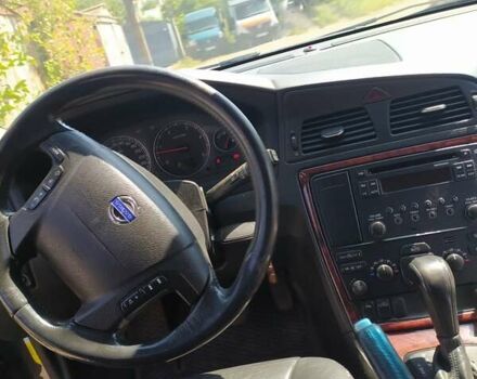 Вольво ХС70, об'ємом двигуна 2.4 л та пробігом 221 тис. км за 7800 $, фото 1 на Automoto.ua