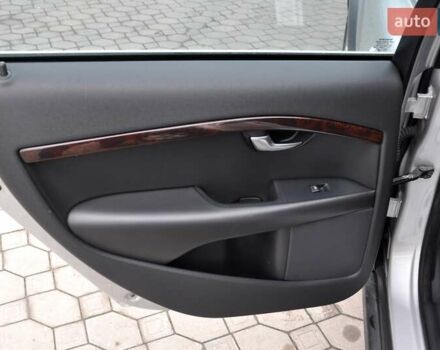 Вольво ХС70, объемом двигателя 2.4 л и пробегом 258 тыс. км за 11999 $, фото 17 на Automoto.ua