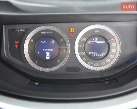 Вольво ХС70, объемом двигателя 2.4 л и пробегом 258 тыс. км за 11999 $, фото 33 на Automoto.ua