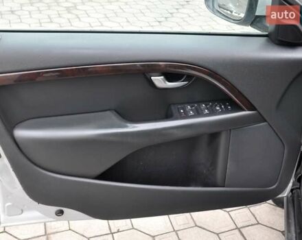 Вольво ХС70, объемом двигателя 2.4 л и пробегом 258 тыс. км за 11999 $, фото 13 на Automoto.ua