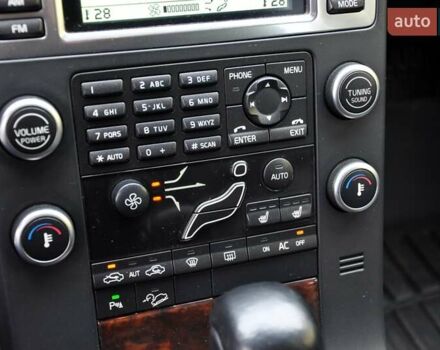 Вольво ХС70, объемом двигателя 2.4 л и пробегом 258 тыс. км за 11999 $, фото 31 на Automoto.ua