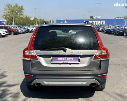 Вольво ХС70, объемом двигателя 2 л и пробегом 131 тыс. км за 17400 $, фото 5 на Automoto.ua
