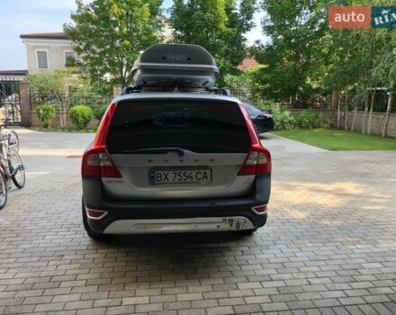 Вольво ХС70, объемом двигателя 2.4 л и пробегом 230 тыс. км за 12200 $, фото 1 на Automoto.ua