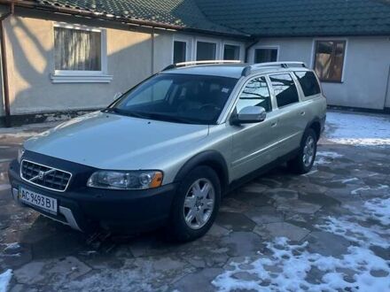 Вольво ХС70 2007 в Нововолынск на Automoto.ua Желтый Вольво ХС70, объемом двигателя 2.4 л и пробегом 303 тыс. км за 8600 $, фото 1 на Automoto.ua