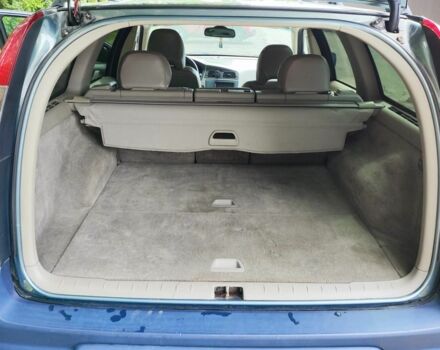 Серый Вольво ХС70, объемом двигателя 2.5 л и пробегом 296 тыс. км за 3900 $, фото 6 на Automoto.ua