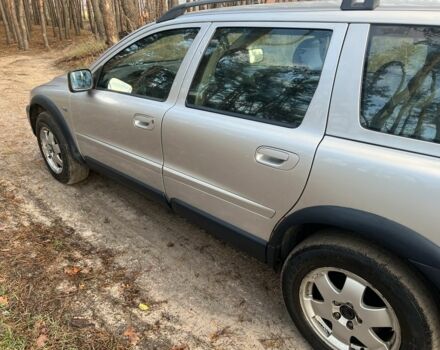 Вольво ХС70 2004 в Чугуеве на Automoto.ua Серый Вольво ХС70, объемом двигателя 2.4 л и пробегом 370 тыс. км за 3700 $, фото 4 на Automoto.ua