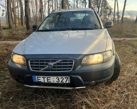 Вольво ХС70 2004 в Чугуеве на Automoto.ua Серый Вольво ХС70, объемом двигателя 2.4 л и пробегом 370 тыс. км за 3700 $, фото 2 на Automoto.ua