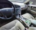Серый Вольво ХС70, объемом двигателя 2.5 л и пробегом 296 тыс. км за 3800 $, фото 4 на Automoto.ua