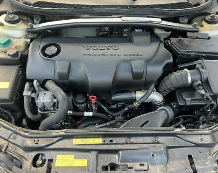 Вольво ХС70 2004 в Чугуеве на Automoto.ua Серый Вольво ХС70, объемом двигателя 2.4 л и пробегом 370 тыс. км за 3700 $, фото 10 на Automoto.ua