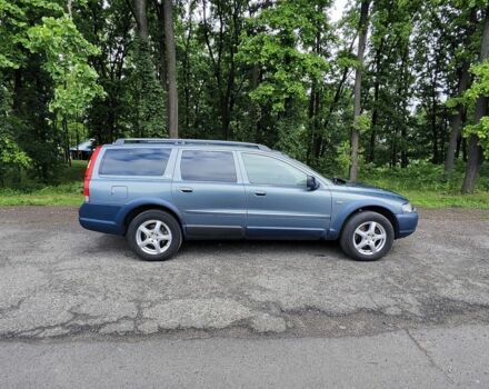 Серый Вольво ХС70, объемом двигателя 2.5 л и пробегом 286 тыс. км за 4000 $, фото 3 на Automoto.ua