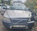 Серый Вольво ХС70, объемом двигателя 2.4 л и пробегом 566 тыс. км за 2900 $, фото 1 на Automoto.ua