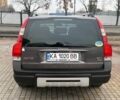 Серый Вольво ХС70, объемом двигателя 2.52 л и пробегом 0 тыс. км за 6700 $, фото 1 на Automoto.ua