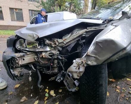 Серый Вольво ХС70, объемом двигателя 2.4 л и пробегом 566 тыс. км за 2900 $, фото 28 на Automoto.ua