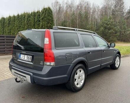 Серый Вольво ХС70, объемом двигателя 2.4 л и пробегом 300 тыс. км за 3000 $, фото 4 на Automoto.ua