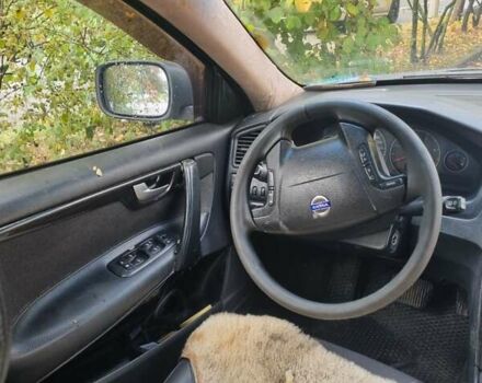 Серый Вольво ХС70, объемом двигателя 2.4 л и пробегом 566 тыс. км за 2900 $, фото 31 на Automoto.ua