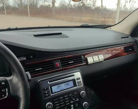Серый Вольво ХС70, объемом двигателя 2.4 л и пробегом 270 тыс. км за 10200 $, фото 3 на Automoto.ua