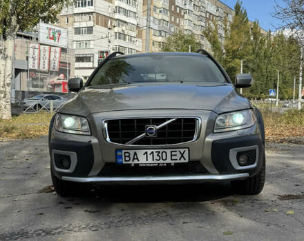 Сірий Вольво ХС70, об'ємом двигуна 3.19 л та пробігом 180 тис. км за 10600 $, фото 1 на Automoto.ua